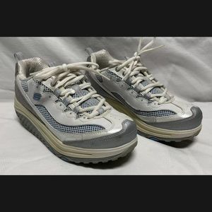 Skechers Shape Ups sz 7.5